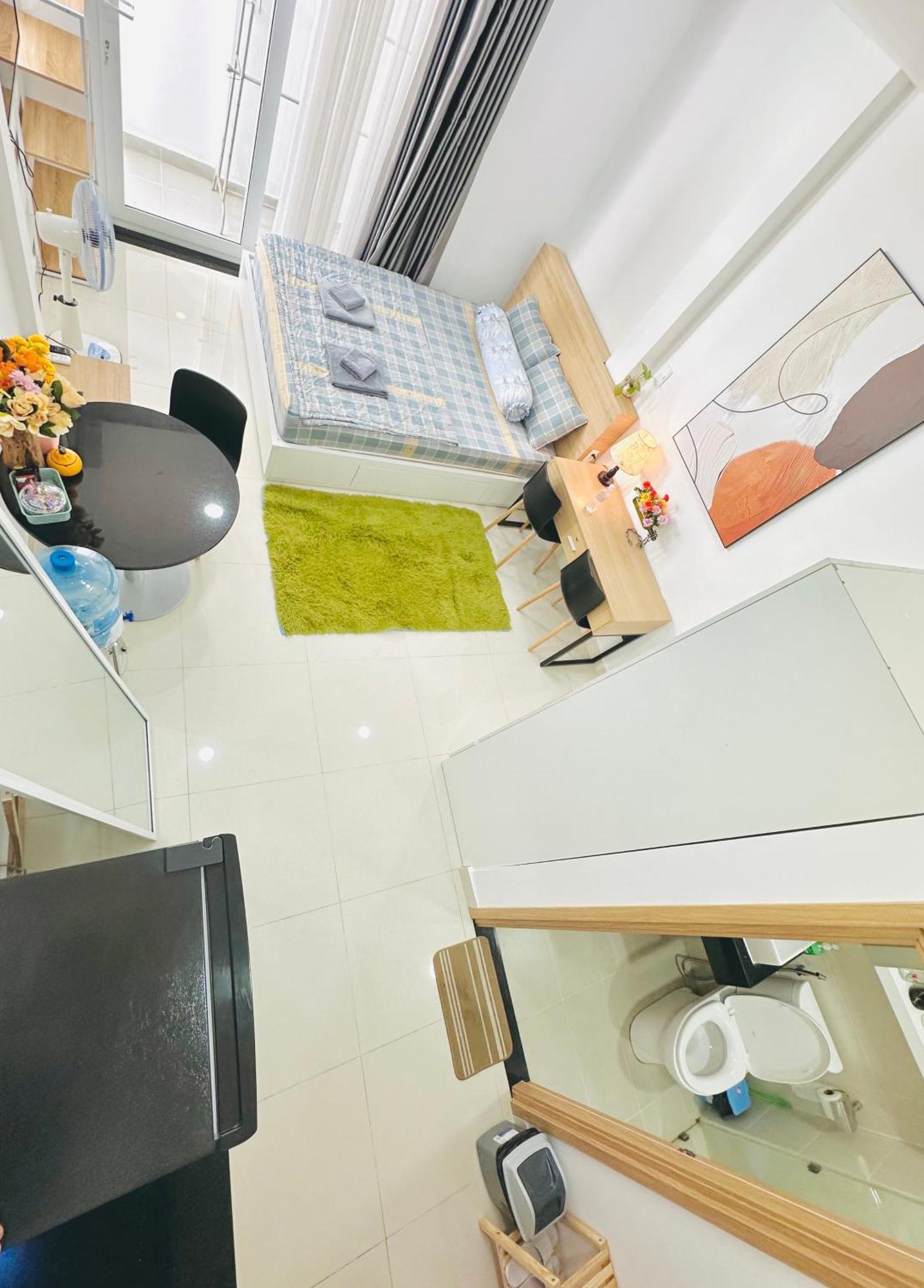 Modern Apartment Near Landmark81 Хошимин Экстерьер фото